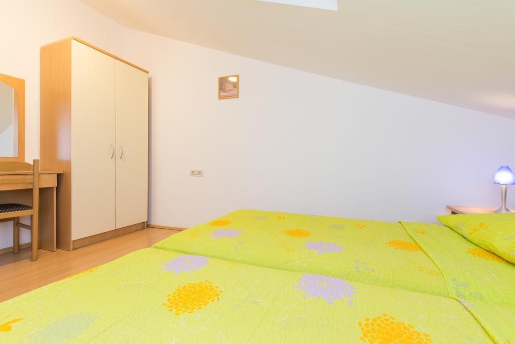 Apartments Ada Baska  Bagian luar foto
